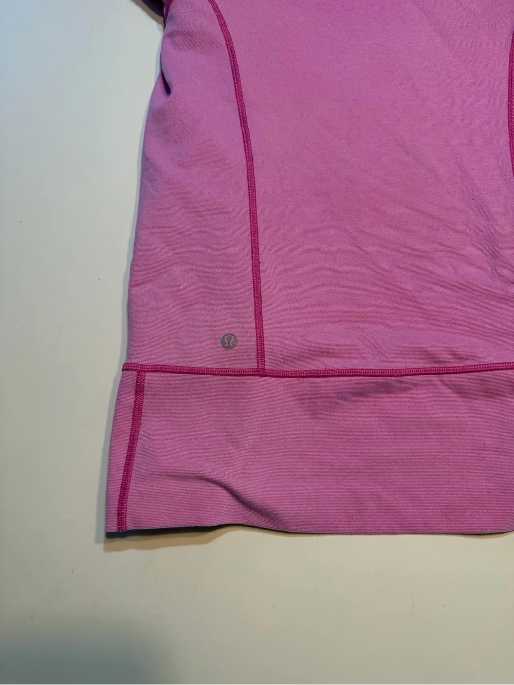 Lululemon Stride Jacket in Paris Pink brushed material women’s size 4